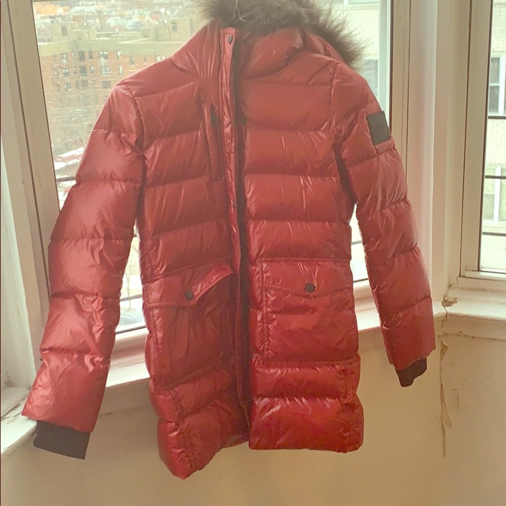 RED MIKKLOE COAT